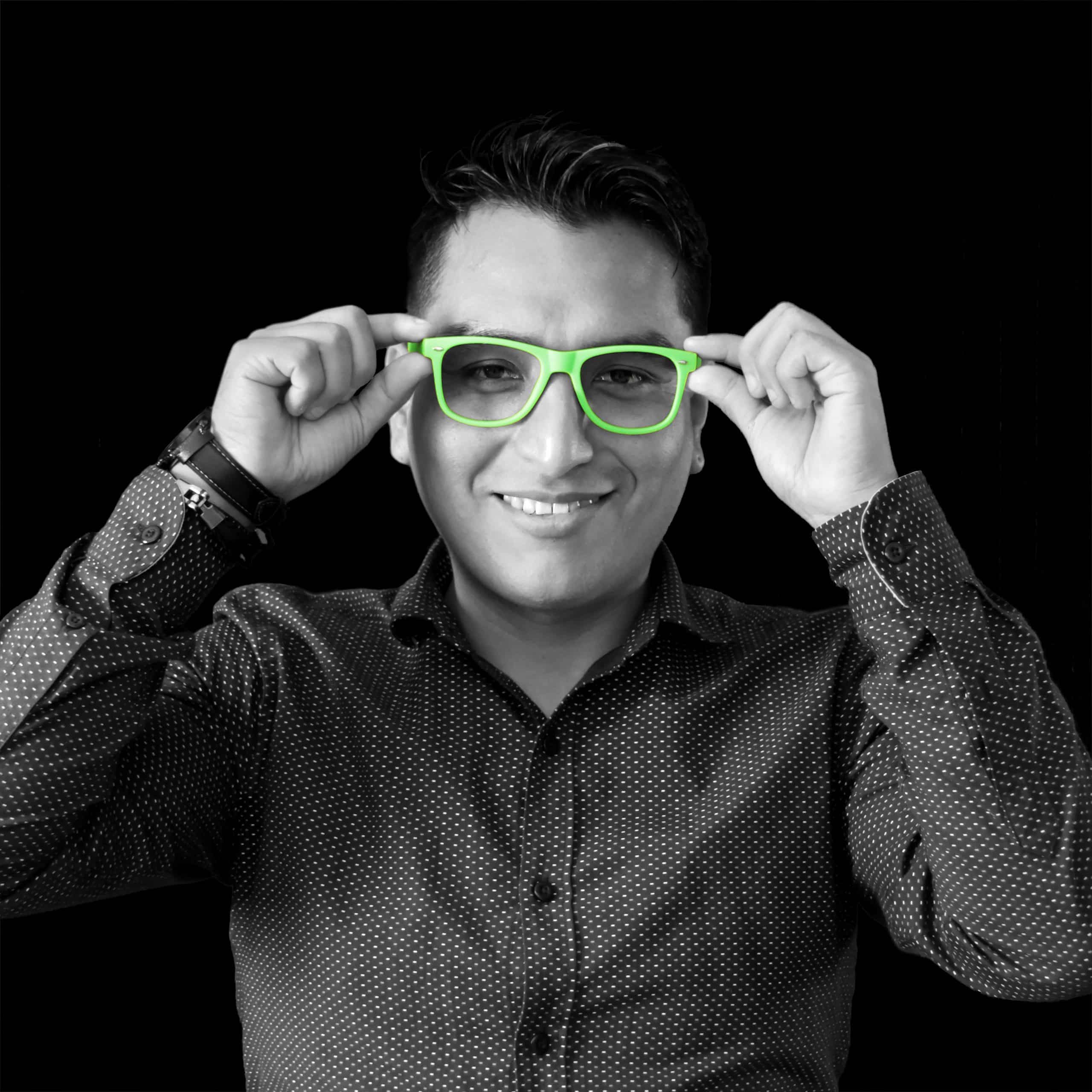 Christian Vargas, Associate
