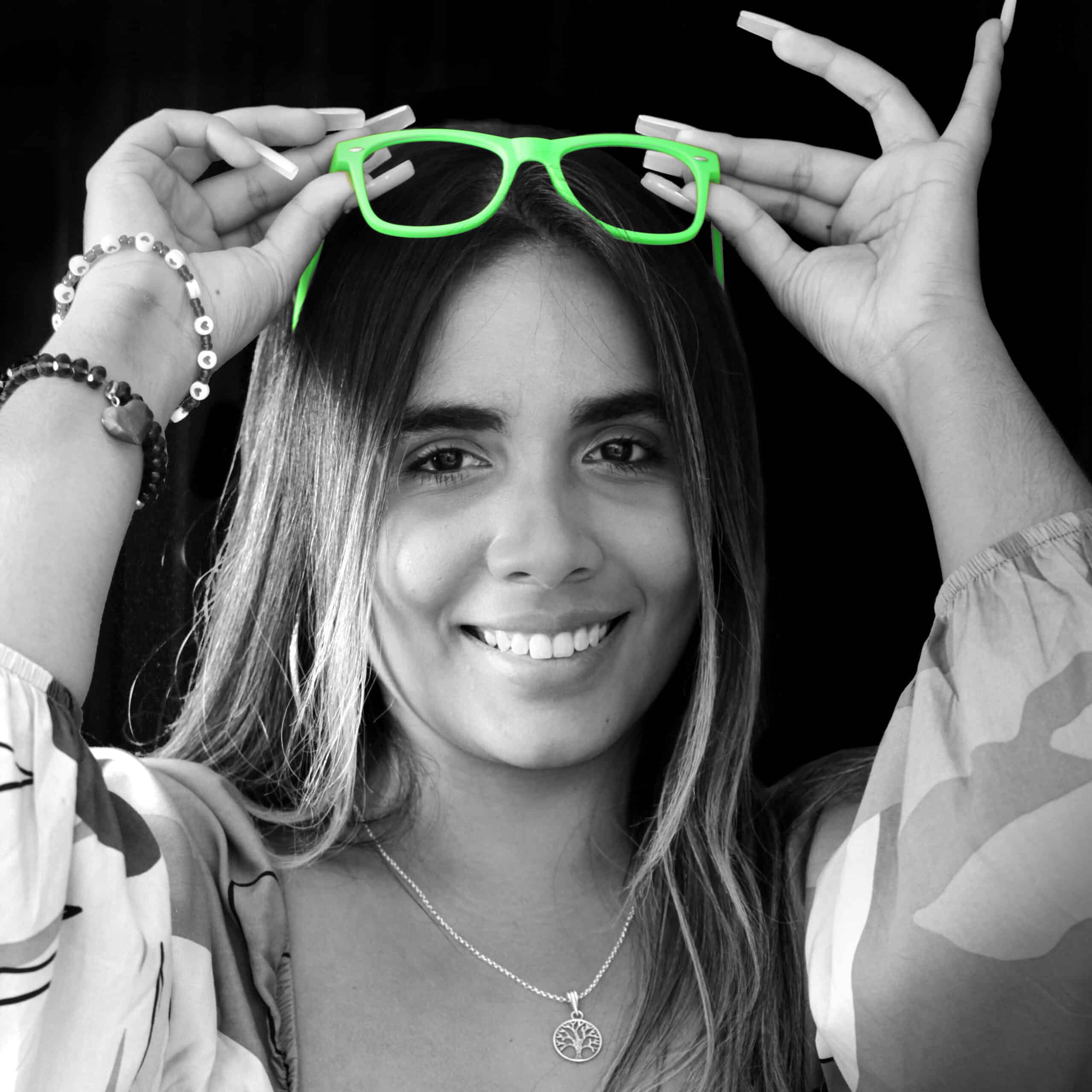 Francesca Passuni, Associate